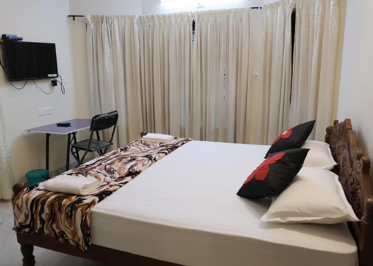 Malpans Mansion Hotel Nedumbassery Ngoại thất bức ảnh